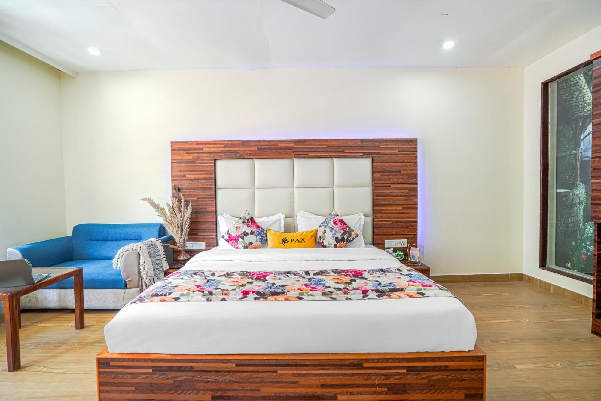 Pax Hotel Rock Villa Swimming Pool Available ダルハウジ エクステリア 写真